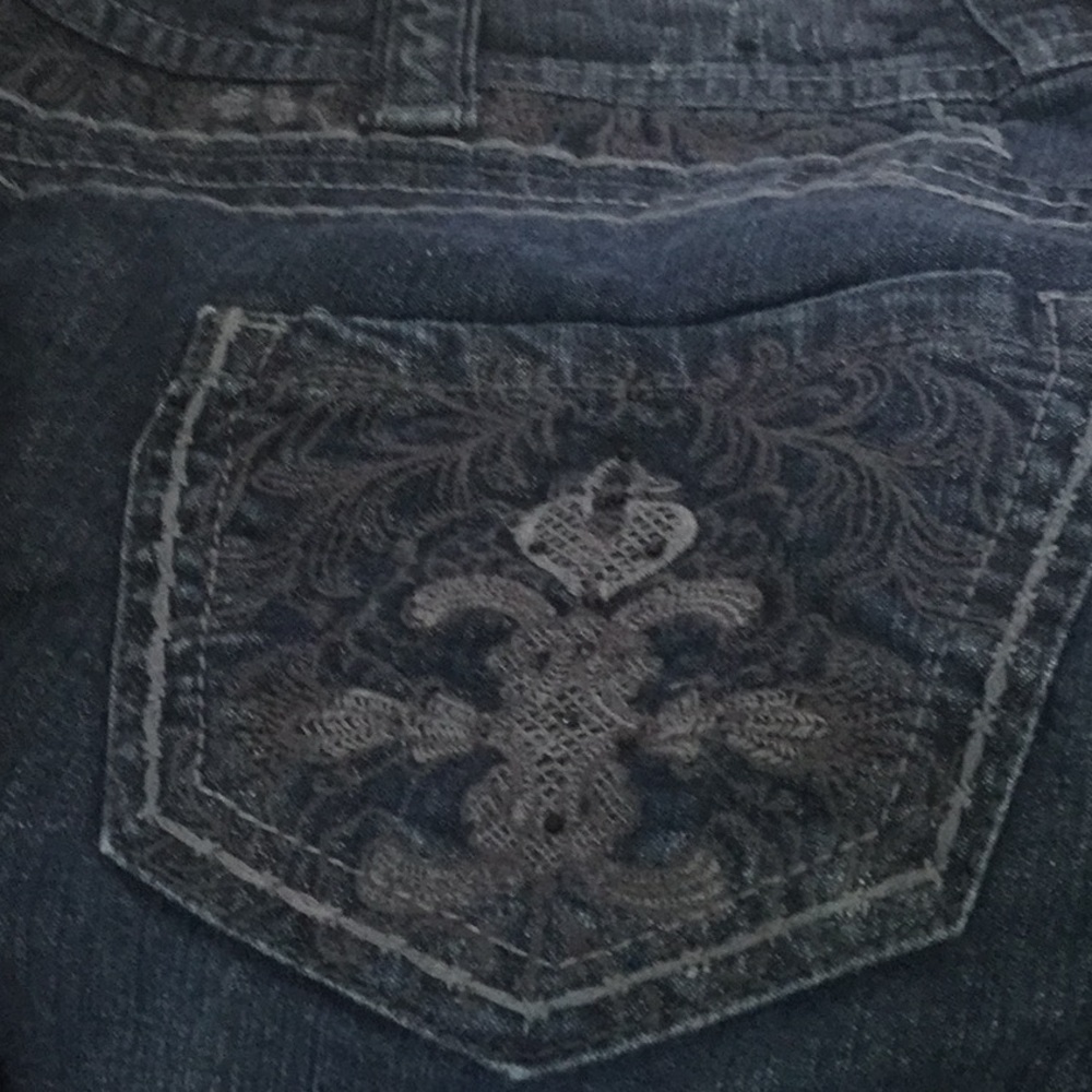 Candie’s Premium Denim Medium Wash Blue Jeans JR11 - Picture 6 of 7
